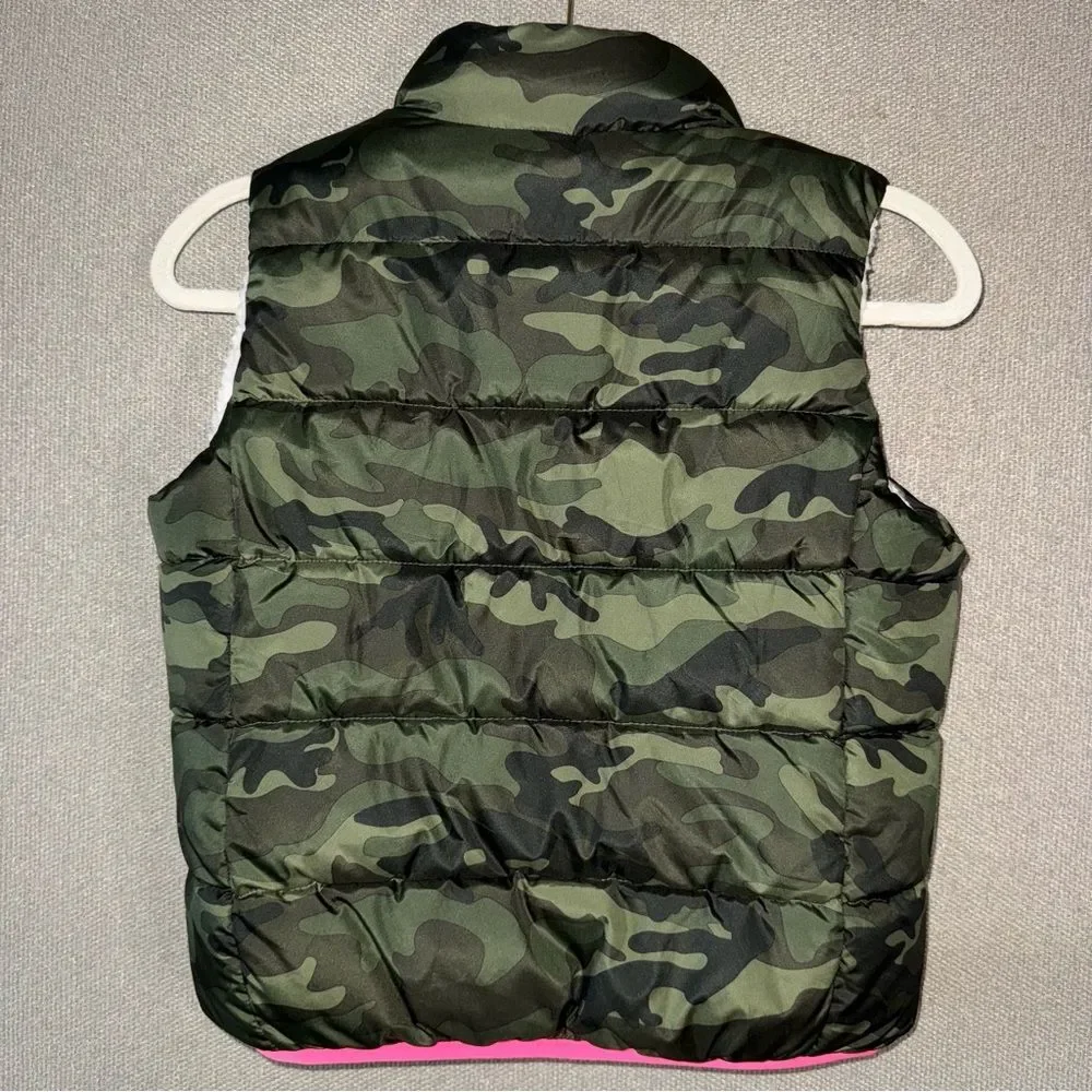Gap size large camo ColdControl Max Cozy-Lined pink zip puffer Vest